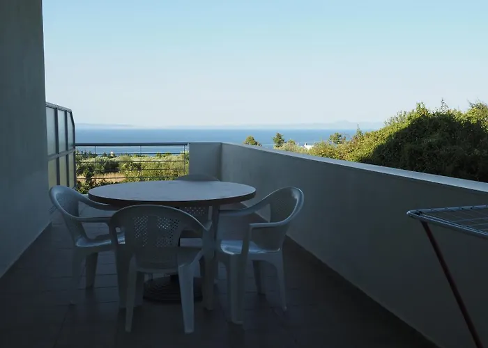 Jason's Sea View Apartmán *